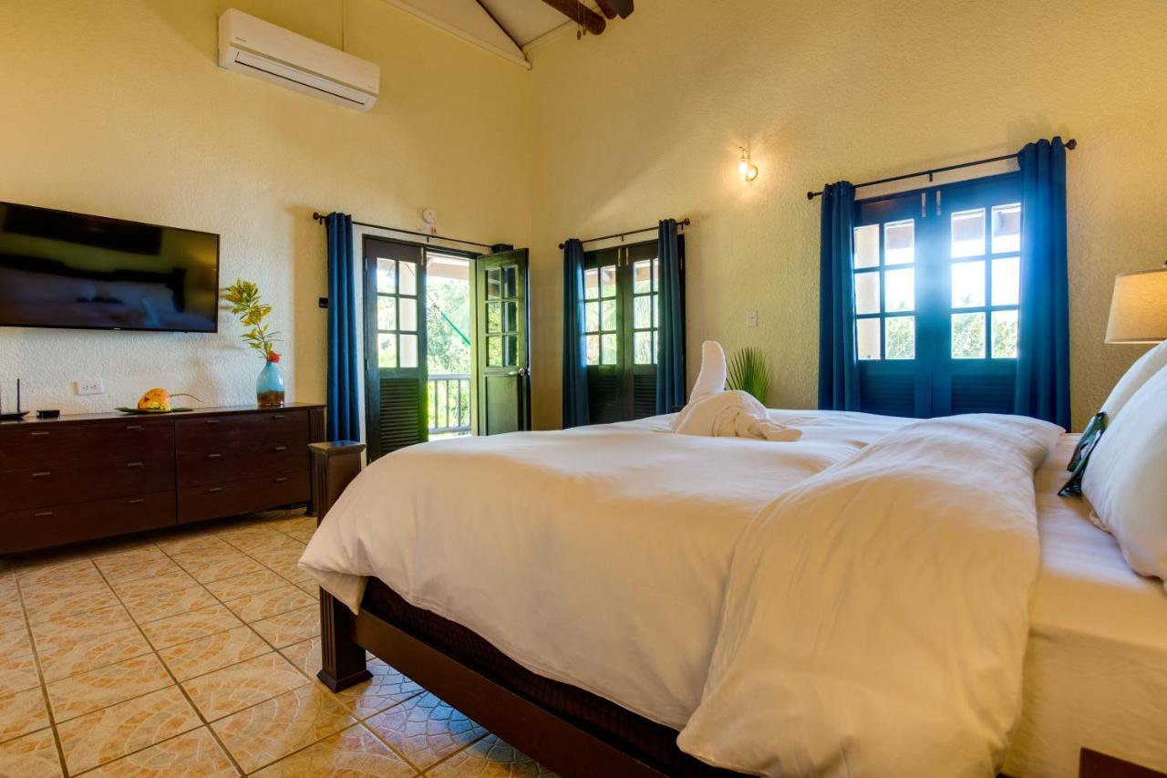 Placencia Mariposa Belize Beach Resort מראה חיצוני תמונה